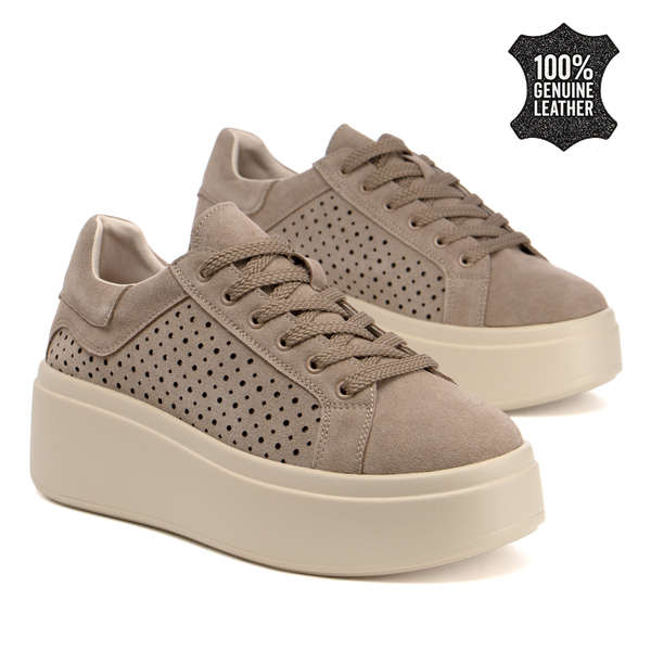 Дамски кецове от естествена кожа – олекотено усещане при движение и впечатляваща визия с висока платформа и перфорирана странична зона NS602 khaki