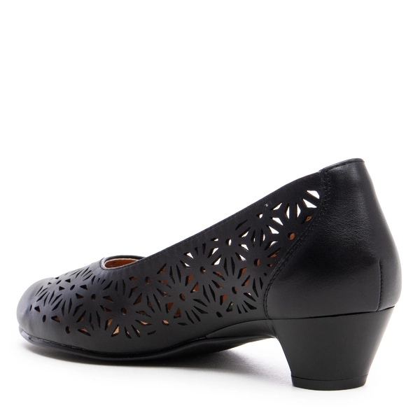 Дамски обувки нисък ток YCC-107 black