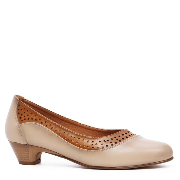 Дамски обувки нисък ток YCC-108 beige