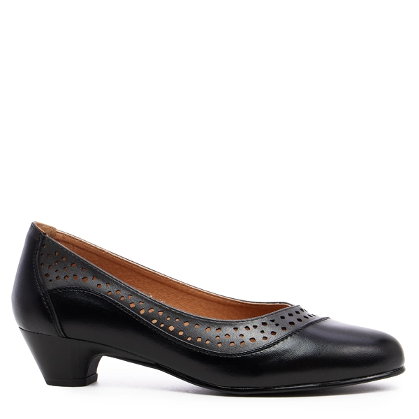 Дамски обувки на нисък ток YCC-108 black