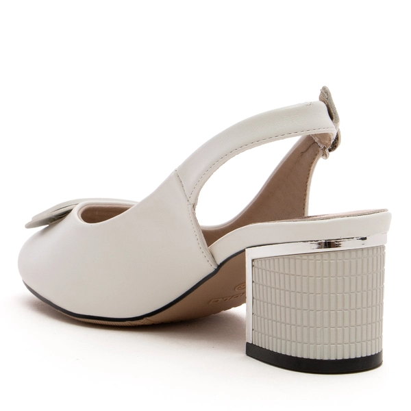 Дамски обувки с отворена пета L605 white