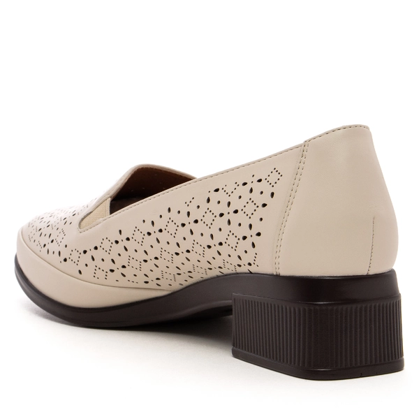 Дамски обувки (ГОЛЕМИ РАЗМЕРИ) на нисък ток с перфорация P9002D beige
