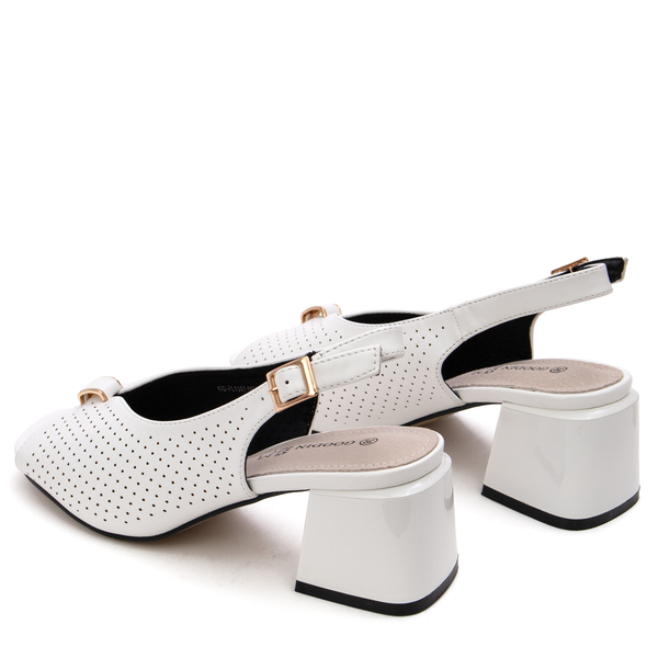 Елегантни дамски сандали на нисък ток - удобни и подходящи за всякакви поводи FL1393 white