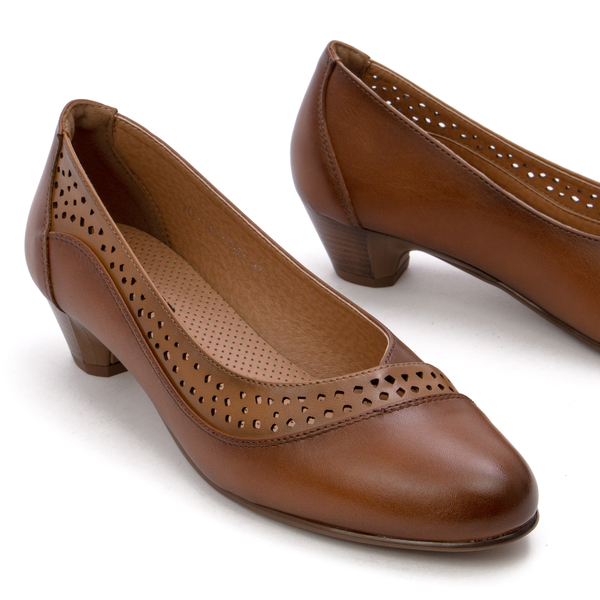 Дамски обувки с нисък ток за продължителна употреба без умора на краката - Перфектни за ежедневни дейности  YCC-108 camel