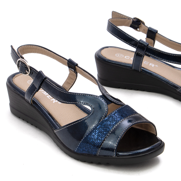 Елегантни дамски сандали с удобна платформа и регулируема каишка за максимален комфорт YEHJ-155 blue