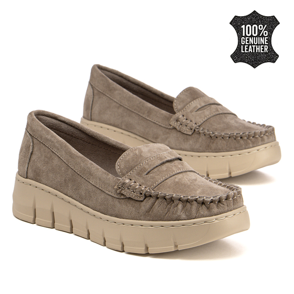 Дамски мокасини от естествен велур – приятни за носене през целия ден, сигурна опора и модерно излъчване за различни ситуации FL26003 beige