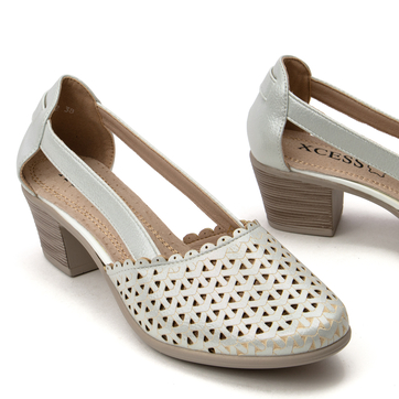Дамски обувки с декоративни перфорации – за безкомпромисен комфорт и стил A2352-2