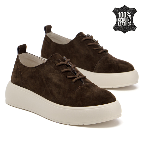 Дамски кецове от естествен велур – стилен модел с изчистен дизайн и модерна подметка, създаден за модерно ежедневно излъчване XW1061 coffee