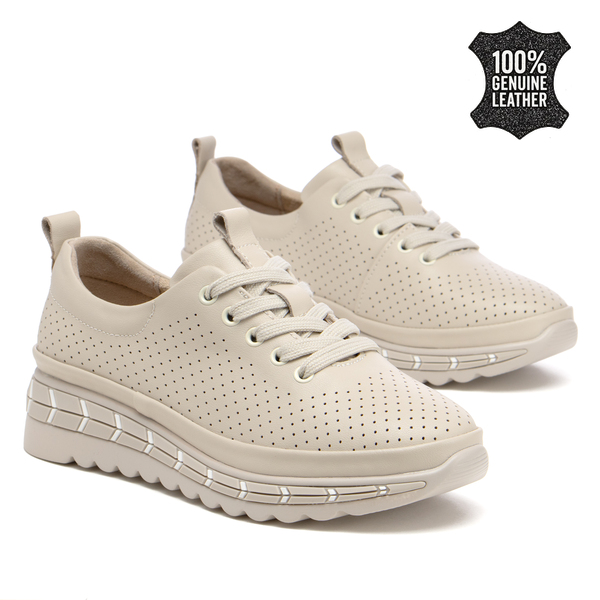 Дамски обувки от естествена кожа – модерен модел с фина перфорация и стабилна подметка на ниска платформа за комфорт в ежедневието DP7803 beige