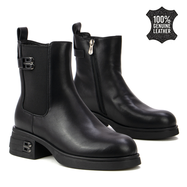 Дамски боти от естествена кожа – стилна линия с модерни акценти и удобна форма, създадена за комфорт и изискано ежедневно излъчване DBT7195 black