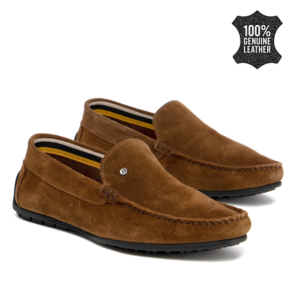 Мъжки мокасини от естествен велур – елегантен модел тип slip-on с фино оформена предна част и гъвкава подметка, създаден за стилно ежедневно носене MP923 camel