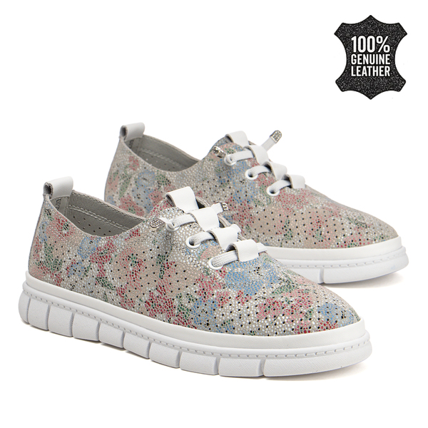 Дамски ежедневни обувки от естествена кожа – удобство при продължително носене с мека вътрешност и перфорирана повърхност DP7671 white MLT