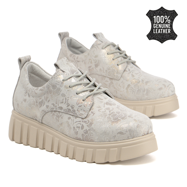 Стилни дамски обувки от естествена кожа – флорален ефект и мека подметка за изискано излъчване и лекота при ходене DP6846 silver FL
