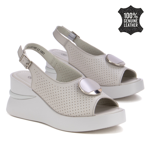 Дамски сандали от естествена кожа – премиум визия на платформа с модерна линия, омекотена вътрешност и приятно усещане при движение и дълго ходене LX1197 grey