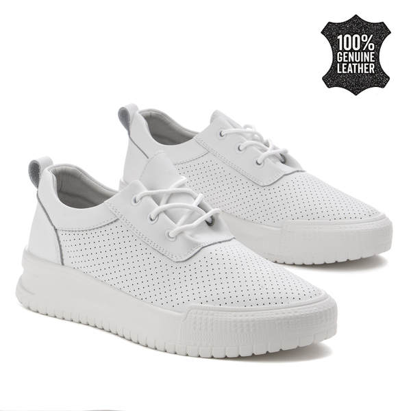 Дамски кецове от естествена кожа – олекотени с прецизна изработка, балансирана форма и приятно усещане при продължително носене FT119 white