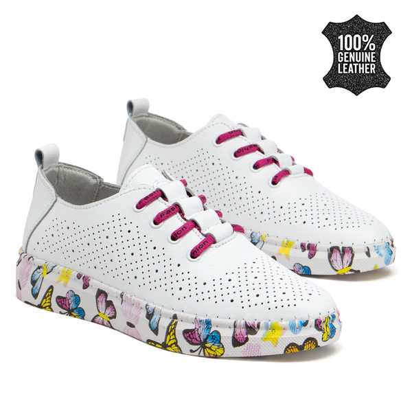 Дамски кецове от естествена кожа – стилен модел с фина перфорация и декоративна подметка с пъстър принт пеперуди за елегантно ежедневно присъствие FT134 white/fuchsia