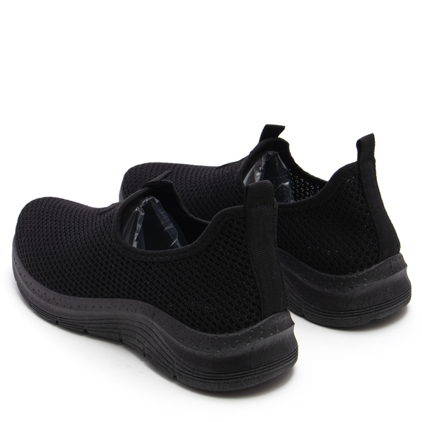 Леки дамски обувки за спорт и разходка NB661 black