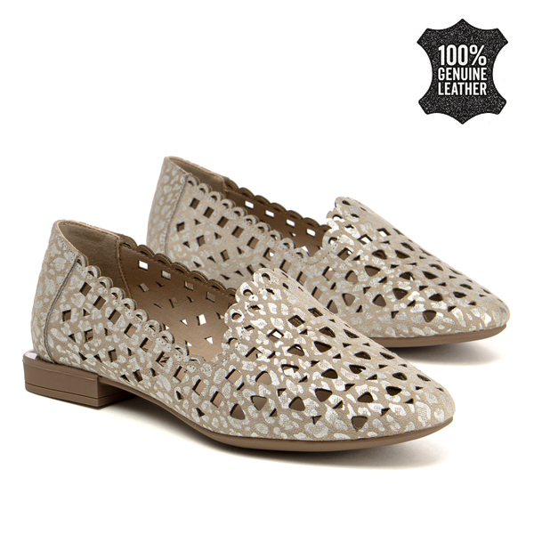 Дамски обувки от естествена кожа – стилен модел с декоративна лазерна перфорация, нисък ток и удобна форма DP7710 beige