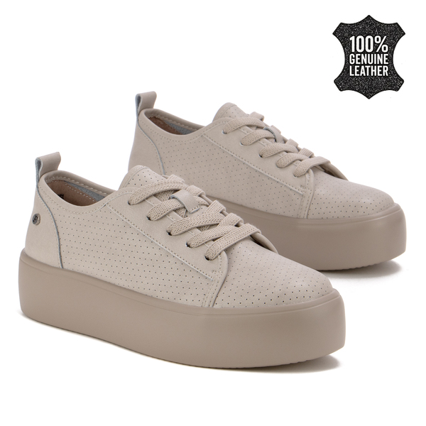 Дамски кецове от естествена кожа – практичен модел с изчистена линия, подходящ за динамично ежедневие и модерни комбинации DP6116 beige