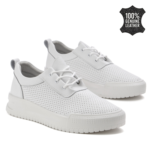 Дамски кецове от естествена кожа – олекотени с прецизна изработка, балансирана форма и приятно усещане при продължително носене FT119 white