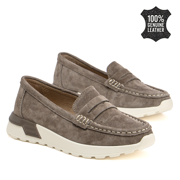 Дамски спортно-ежедневни мокасини от естествена кожа – практично решение с удобна вътрешност и устойчива подметка за дълги разходки DP7528 taupe