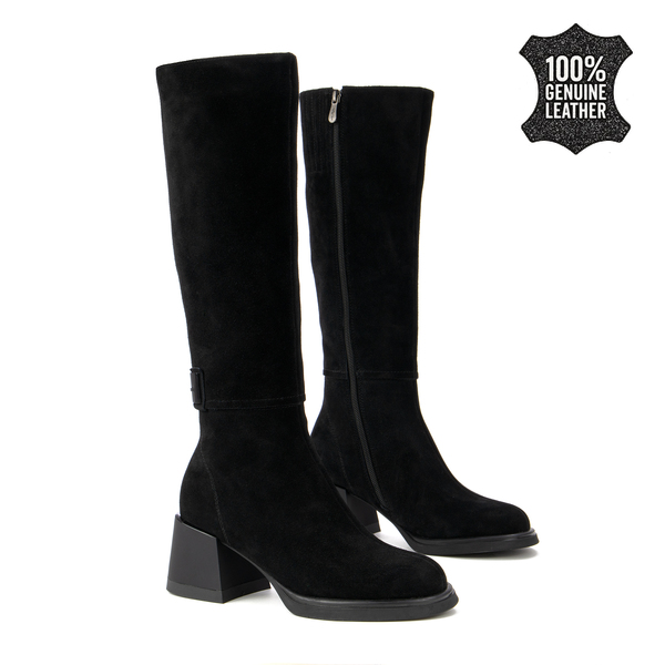 Дамски ботуши от естествен велур – стилна линия с изчистен характер, елегантна форма и прецизни детайли за уверено присъствие DKZ7211 black