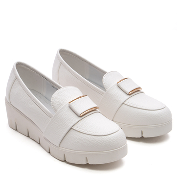 Елегантни дамски обувки с прецизна изработка и максимален комфорт за целодневно носене FL6000 white