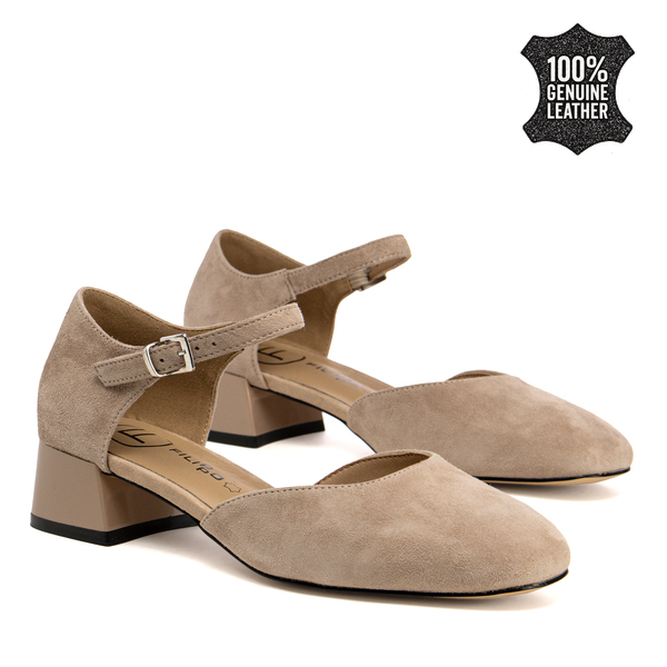 Дамски обувки от естествен велур – стабилни и комфортни с приятно усещане за лекота и увереност през целия ден DP7879 beige