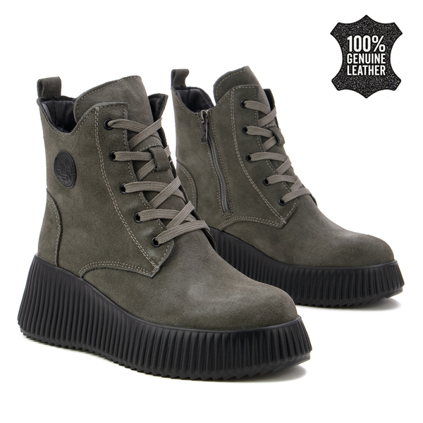 Дамски боти от естествен велур – балансирано съчетание на комфорт и изразителна визия със стабилна подметка DBT7288 grey