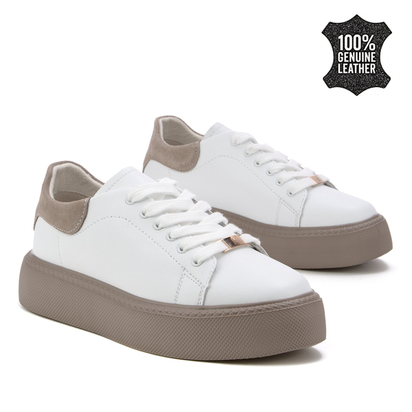 Дамски кецове от естествена кожа – луксозен акцент и комфорт на дебела подметка за стилно излъчване DP6119 white