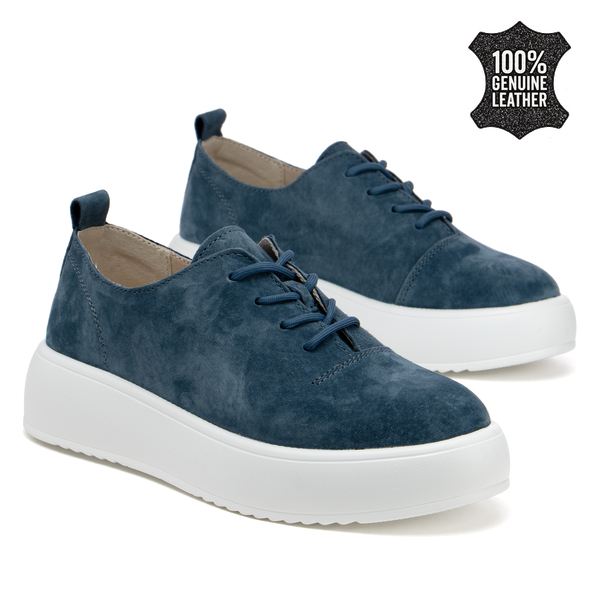 Дамски кецове от естествен велур – стилен модел с изчистен дизайн и модерна подметка, създаден за модерно ежедневно излъчване XW1061 blue