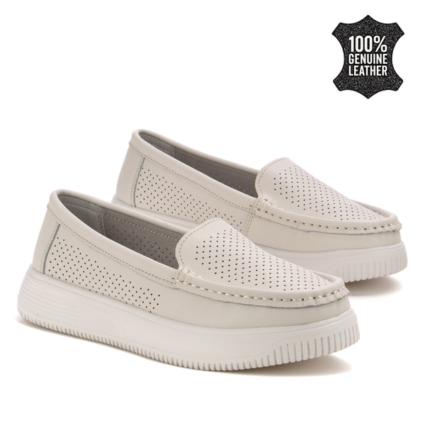 Дамски мокасини от естествена кожа – стилен модел с фина перфорация, леко усещане и комфорт, който се усеща още от първия ден FT97 beige