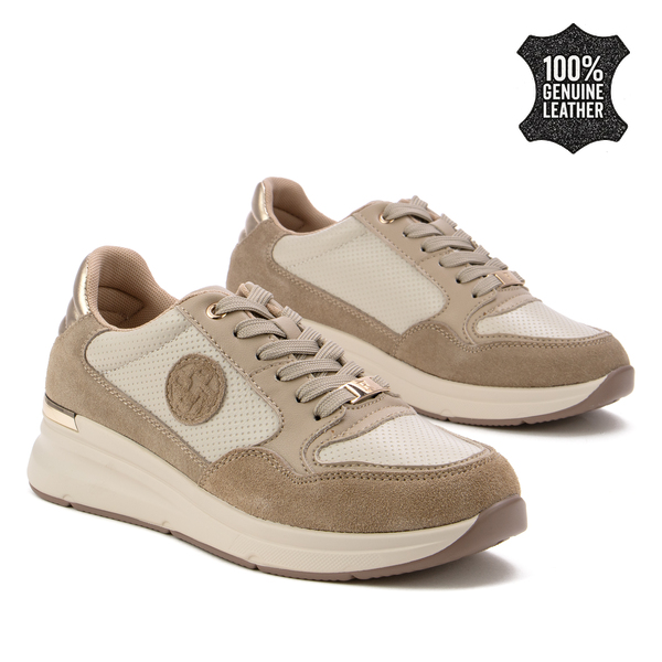 Дамски маратонки от естествена кожа – стилен дизайн със свежа визия, мека стелка и удобна подметка за леко и приятно ходене ежедневно  DP7106 beige