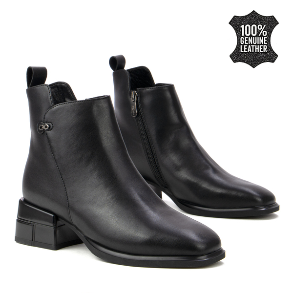 Дамски боти от естествена кожа на нисък ток – луксозно усещане, прецизна изработка и изтънчен дизайн за уверен вид и комфорт DBT7227 black
