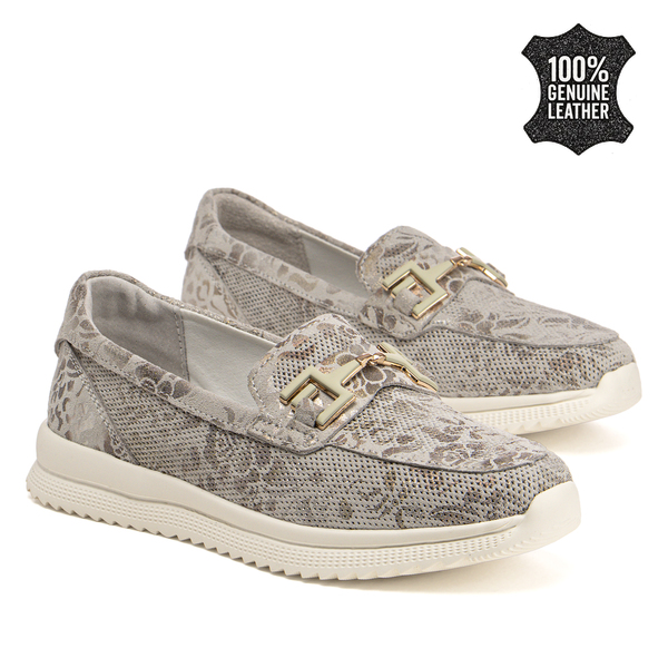 Дамски обувки от естествена кожа – удобни за ежедневно носене с приятно усещане и стабилна подметка за сигурно движение през целия ден DP7656 silver