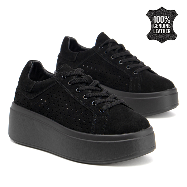 Дамски кецове от естествена кожа – олекотено усещане при движение и впечатляваща визия с висока платформа и перфорирана странична зона NS602 black