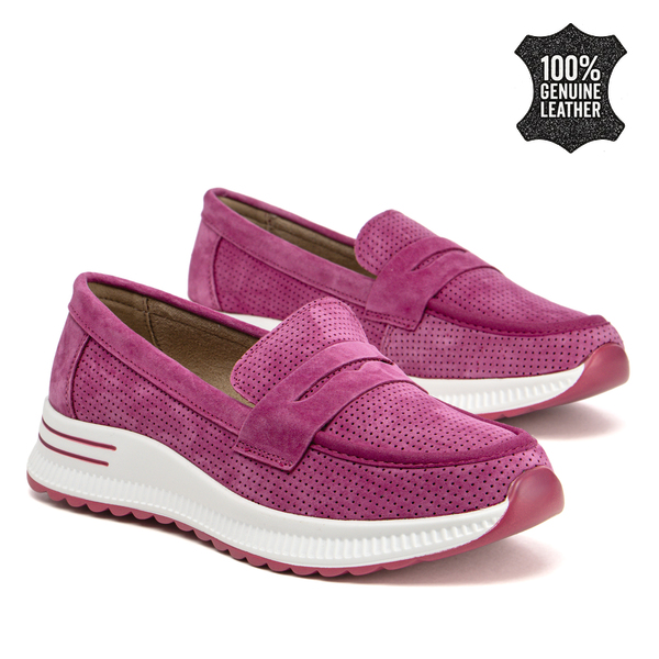 Дамски спортно-ежедневни мокасини от естествена кожа – практично решение с удобна вътрешност и устойчива подметка за дълги разходки DP6750 fuchsia