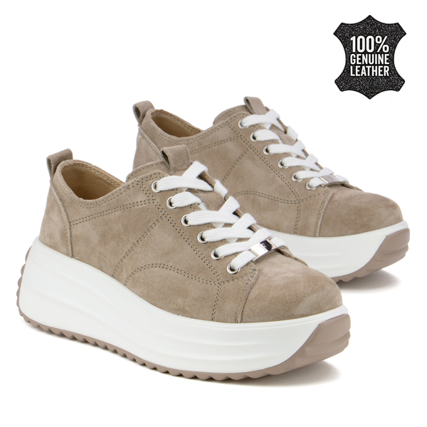 Дамски маратонки от естествен велур – висока комфортна подметка и стилна визия за модерен външен вид през целия ден  DP6795 beige