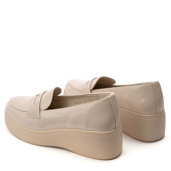 Дамски обувки на дебела подметка – перфектното съчетание на мода и удобство A4352-1
