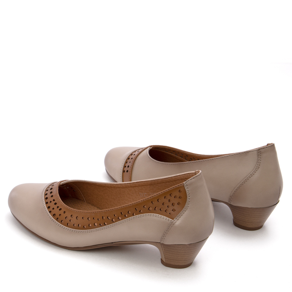 Дамски обувки с нисък ток за продължителна употреба без умора на краката - Перфектни за ежедневни дейности  YCC-108 beige